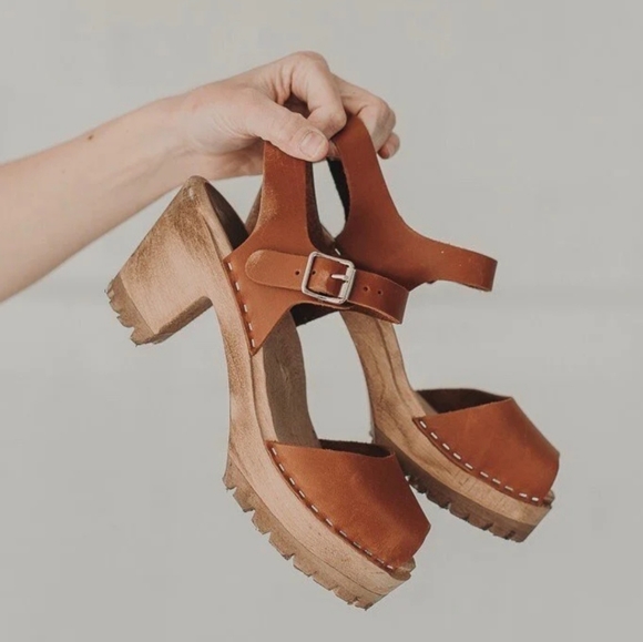 MIA Greta Swedish Clog Free People Size 38 & 40 Luggage Brown Leather Peep Toe - Picture 7 of 13